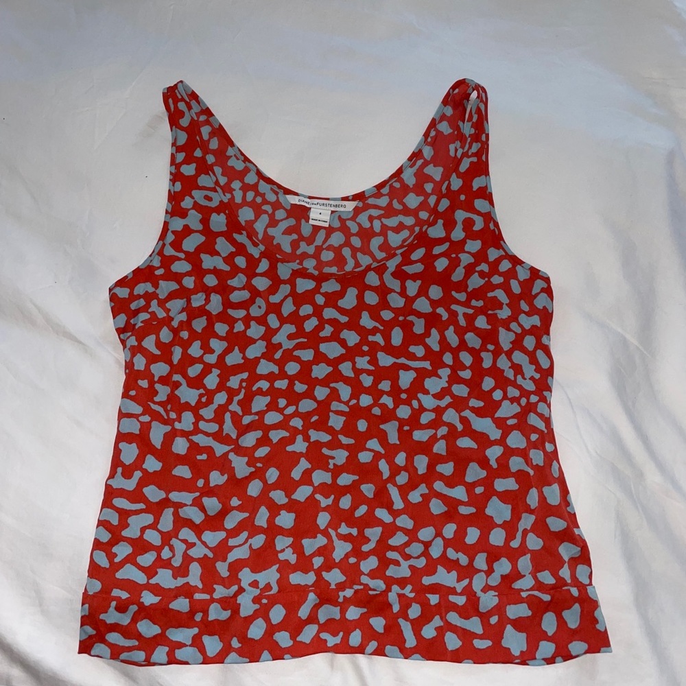 DVF top